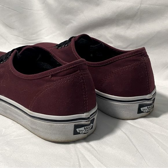 Vans Off The Wall Skate Athletic Shoe   -    Size: Men's 10, like new - Picture 3 of 3